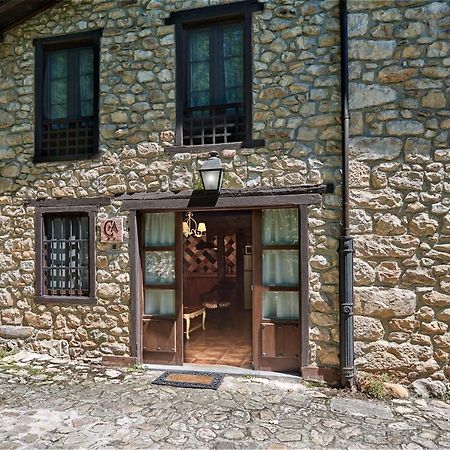 Гостьовий будинок Casas Rurales La Tahona De Besnes Alles Екстер'єр фото