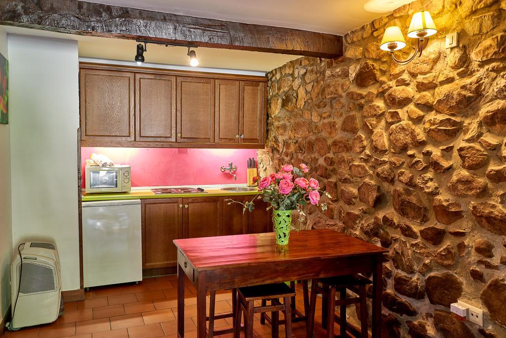 Гостьовий будинок Casas Rurales La Tahona De Besnes Alles Екстер'єр фото